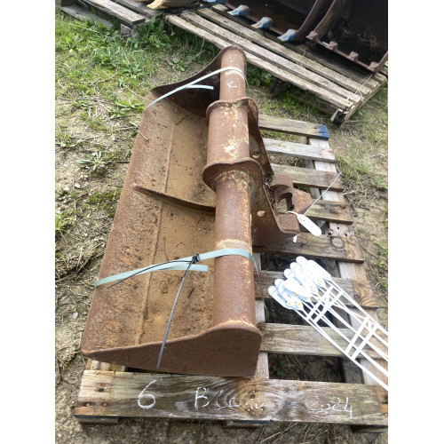 Godet curage 1000MM Arden QA10
Pour pelle de 2.5 à 4 T
Godet en TBE