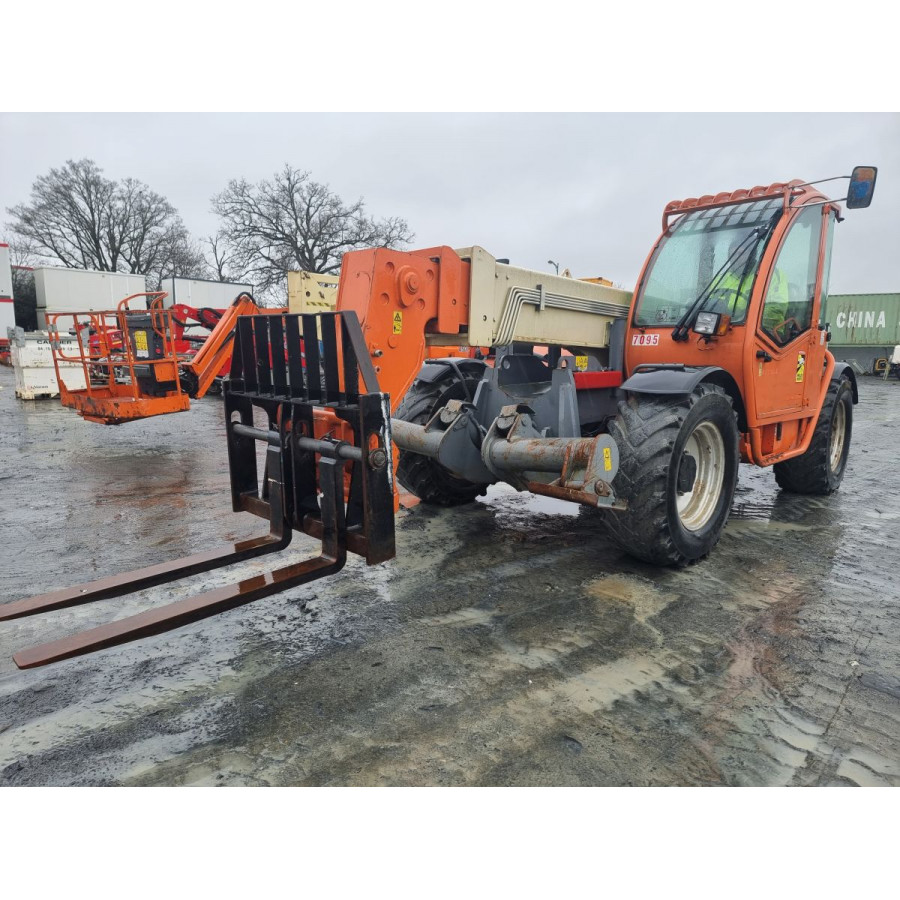 Chariot télescopique JLG 4013