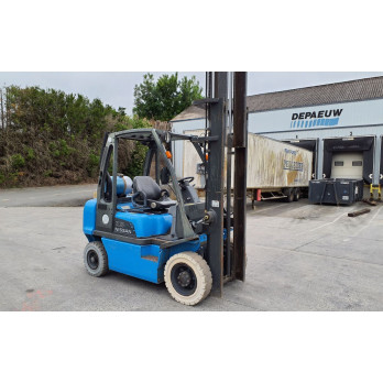 Chariot élévateur frontal GAZ Nissan 2682 heures Triplex UD02A25PQ - 3F550