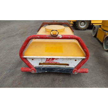 Réservoir d'eau sur skid