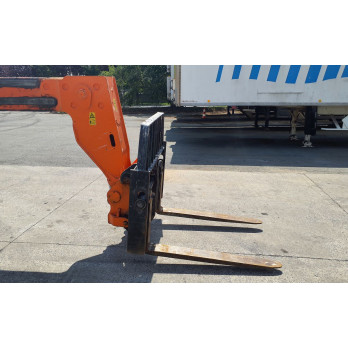 Chariot télescopique JLG 4013
