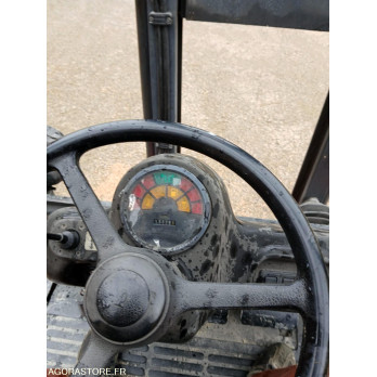 Chariot élévateur mat vertical Fenwick Linde H35T 3.5T