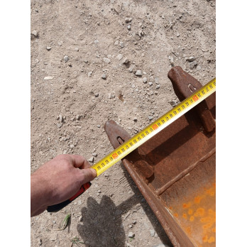 Godet terrassement  600 mm 4 dents QA10