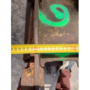 Godet terrassement à axes 350mm