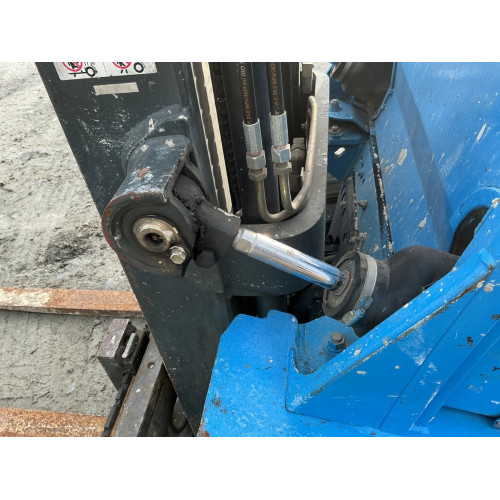 Chariot élévateur frontal GAZ Nissan