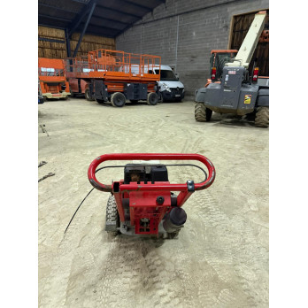 Rogneuse FSI ST20B sur roue                                       France compact