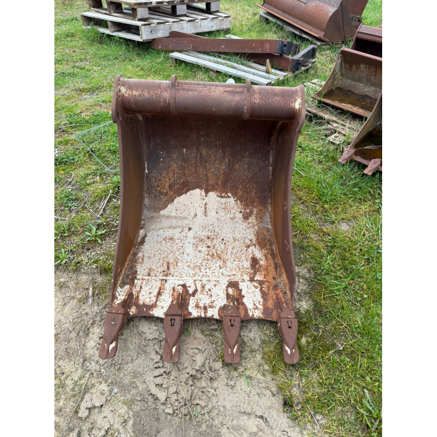 Godet 600mm ARDEN QA10                               France compact