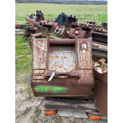 Godet 600mm ARDEN QA20                        France compact