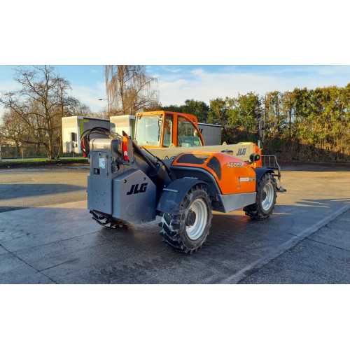 Chariot télescopique JLG 3513 PS                      France compact
