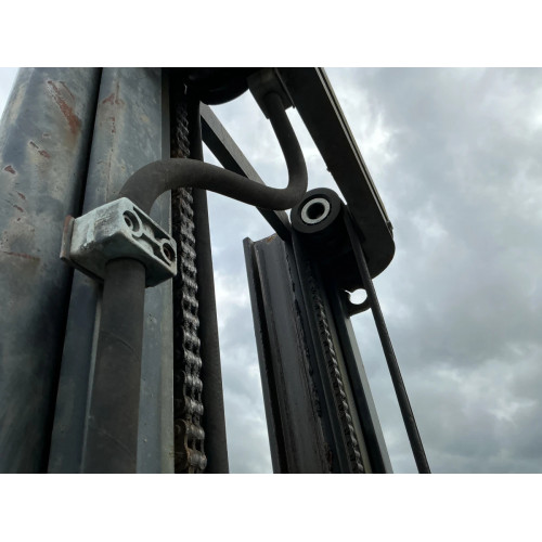 Chariot élévateur tout terrain Ausa C250H 4x2                                                                France compact