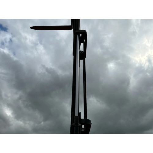 Chariot élévateur tout terrain Ausa C250H 4x2                                                                France compact