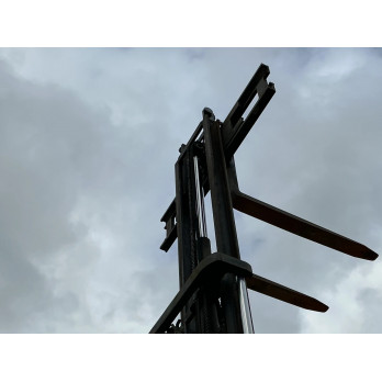 Chariot élévateur tout terrain Ausa C250H 4x2                                                                France compact