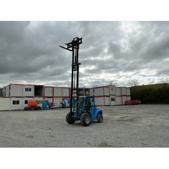 Chariot élévateur tout terrain Ausa C250H 4x2                                                                France compact