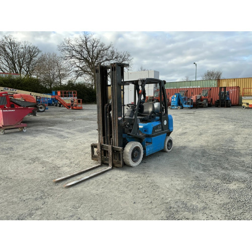 Chariot élévateur frontal Nissan                                                     France compact