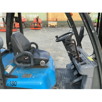 Chariot élévateur frontal Nissan                                                     France compact