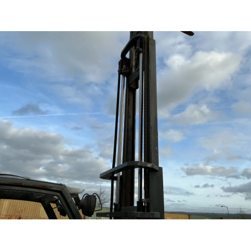 Chariot élévateur frontal Nissan                                                     France compact