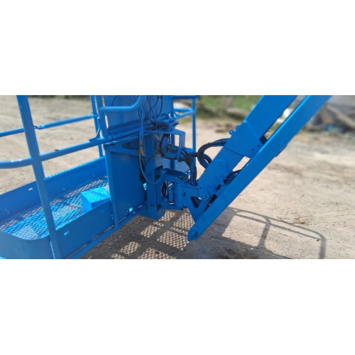 Nacelle Genie Z-45/25 RT - Articulée Tout Terrain | France Compact