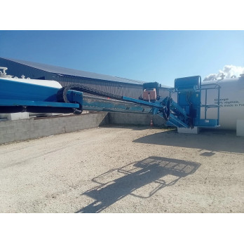 Déploiement du bras articulé de la nacelle Genie Z-34/22 offrant 12,52 m de hauteur de travail, disponible chez France Compact.