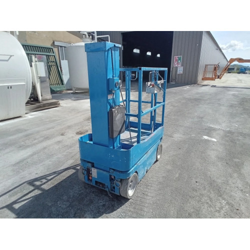 Skyjack SJ12 - Nacelle Mât Vertical Électrique 2014 | France Compact