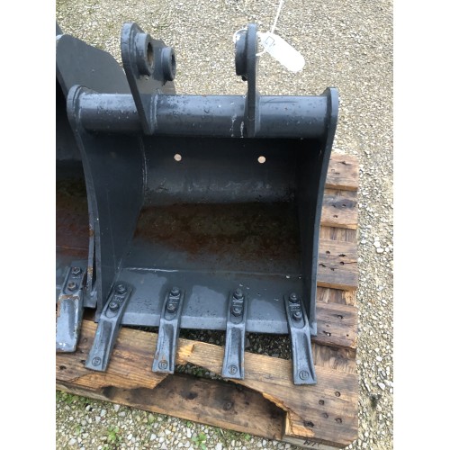 Godet terrassement 500mm axes 35mm