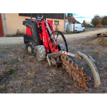 PORTEUR MULTI OUTILS DITCH WITCH ZAHN R300 370 heures