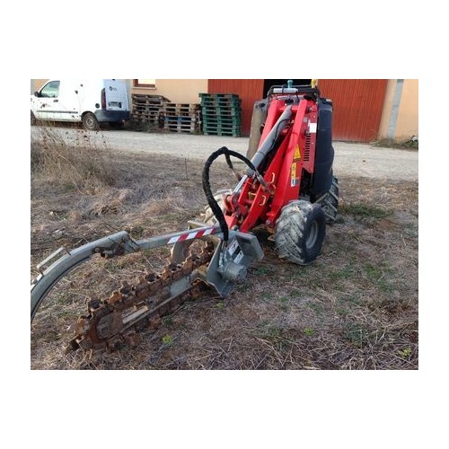 PORTEUR MULTI OUTILS DITCH WITCH ZAHN R300 370 heures