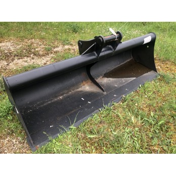 Godet curage 1800mm axes 50mm