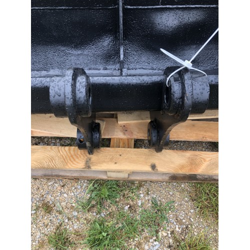 Godet curage 1500mm axes 45mm GEITH