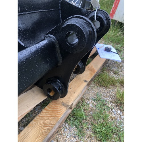 Godet curage 1500mm axes 45mm GEITH