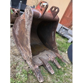 Godet CASE 110cm axes 60 et 75mm