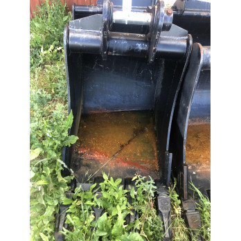 Godet terrassement 600mm axes 45mm
